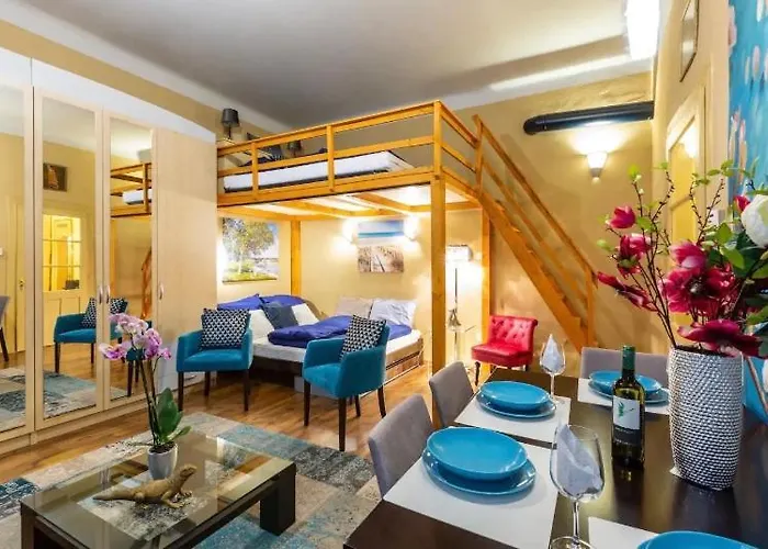 Cherry Blossom Designer In The Center With Free Parking Apartamento *